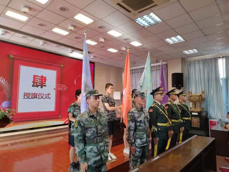 学习军人优良品质  落实国防教育实践_html_420d3fd5.jpg