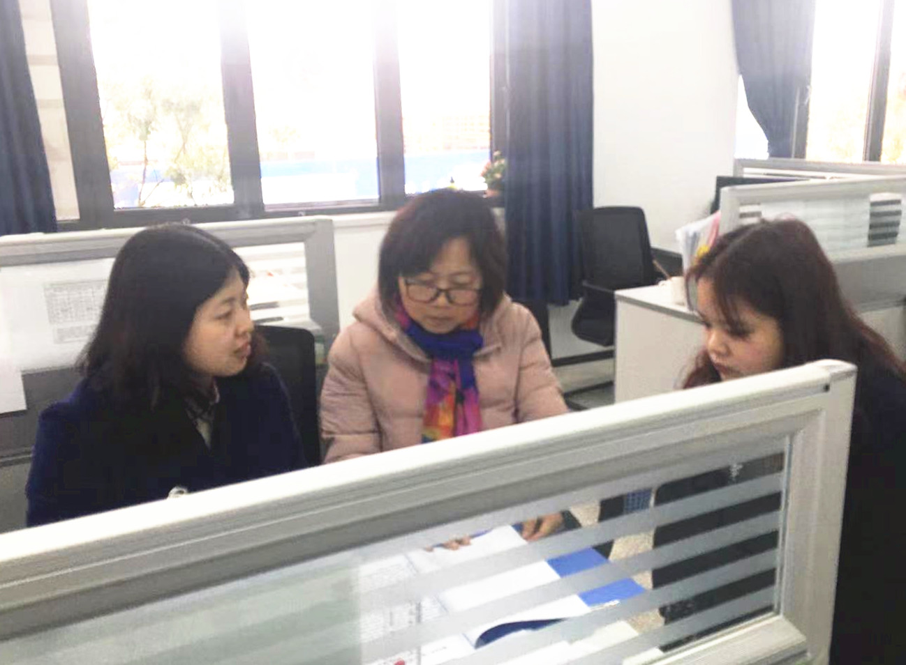 20210223英语校本教研活动图片1.jpg