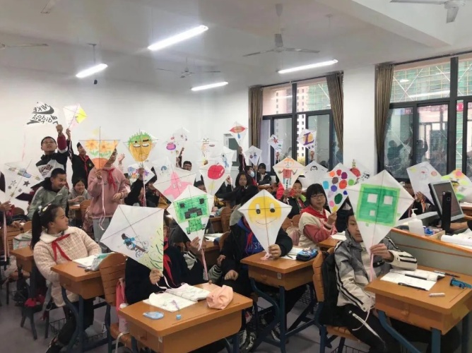 【悦群燕小】巧手做风筝 童心放纸鸢