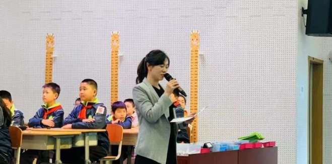 【悦群燕小】真思考，真科学——栖霞区科学教研活动