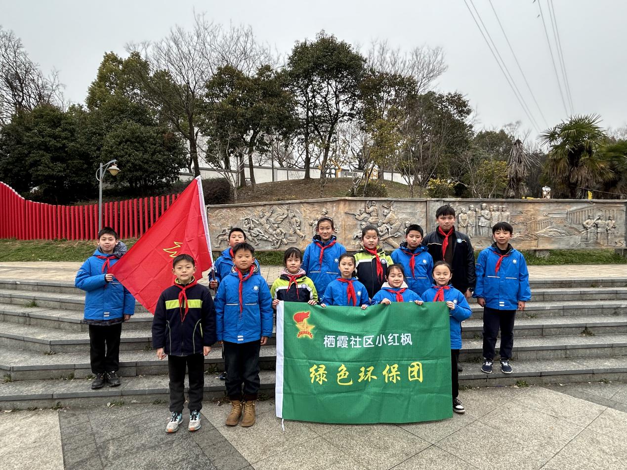 三月春“锋”暖，雷锋精神进社区新闻稿_html_m3edbb369.jpg