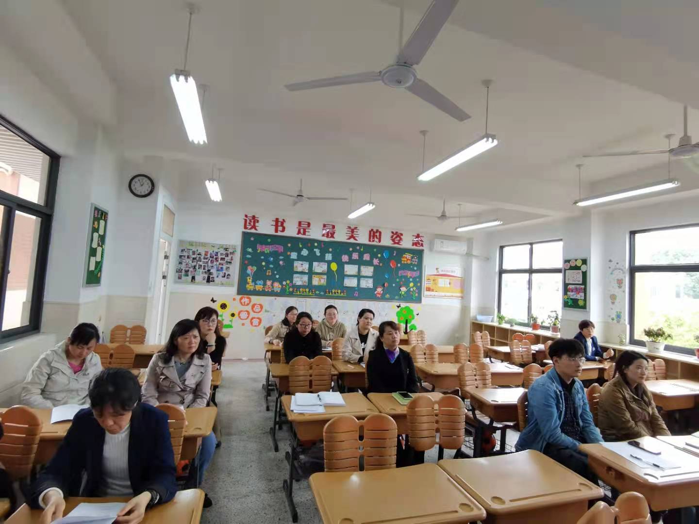 报道三_html_m449e56be.jpg