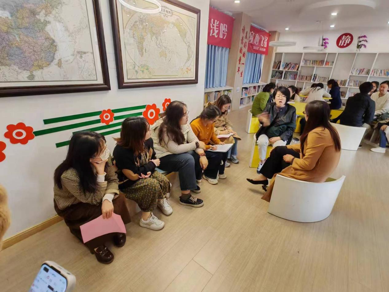 我是班级小主人 新闻稿(1)_html_70b6c4d1.jpg