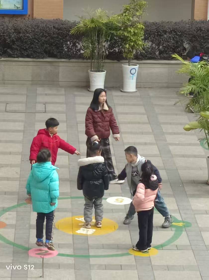 报道文稿_html_m5cd7be4d.jpg