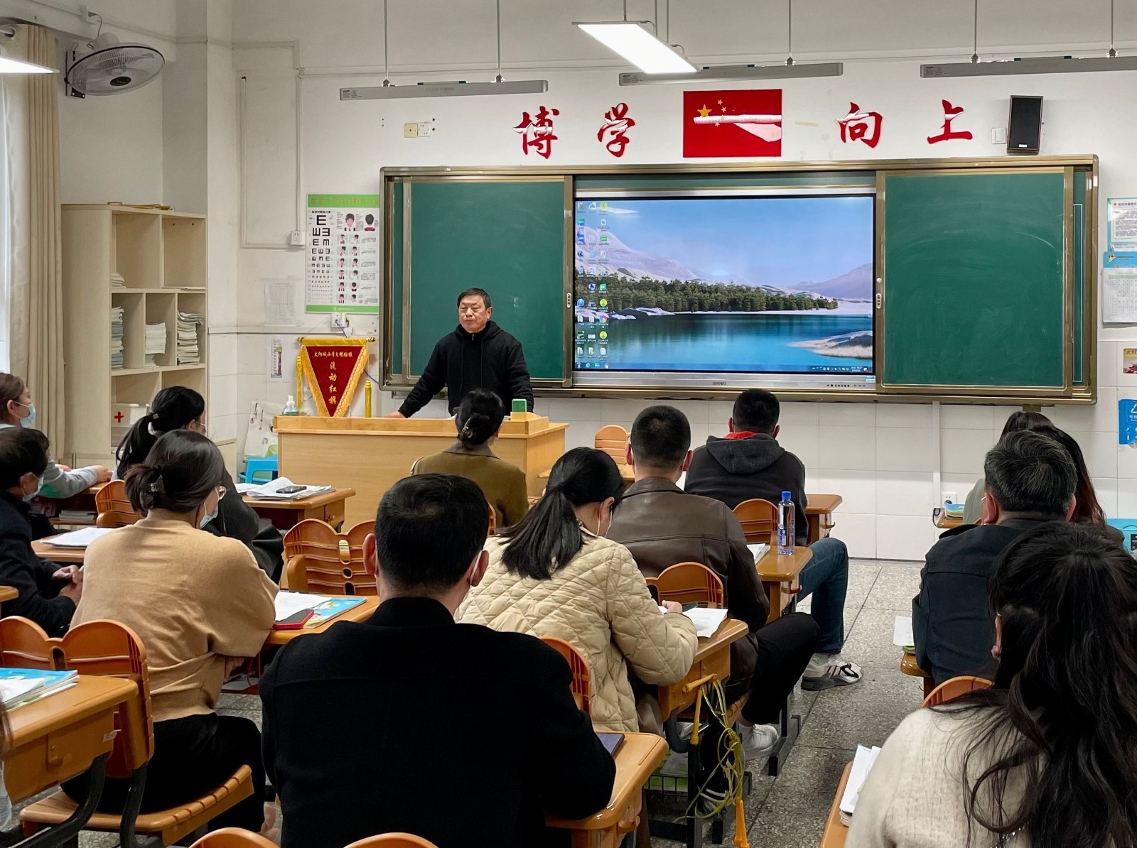 携手同心，共育未来 (2).jpg
