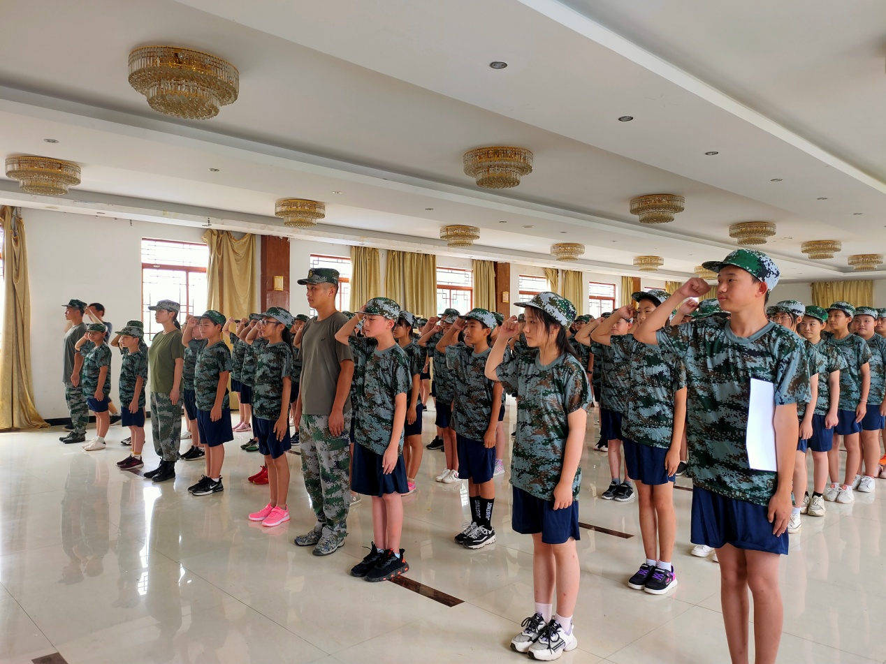 20200826秣马扬帆炼意志，行健学子再启航(王璇）_html_m3e409e0.jpg