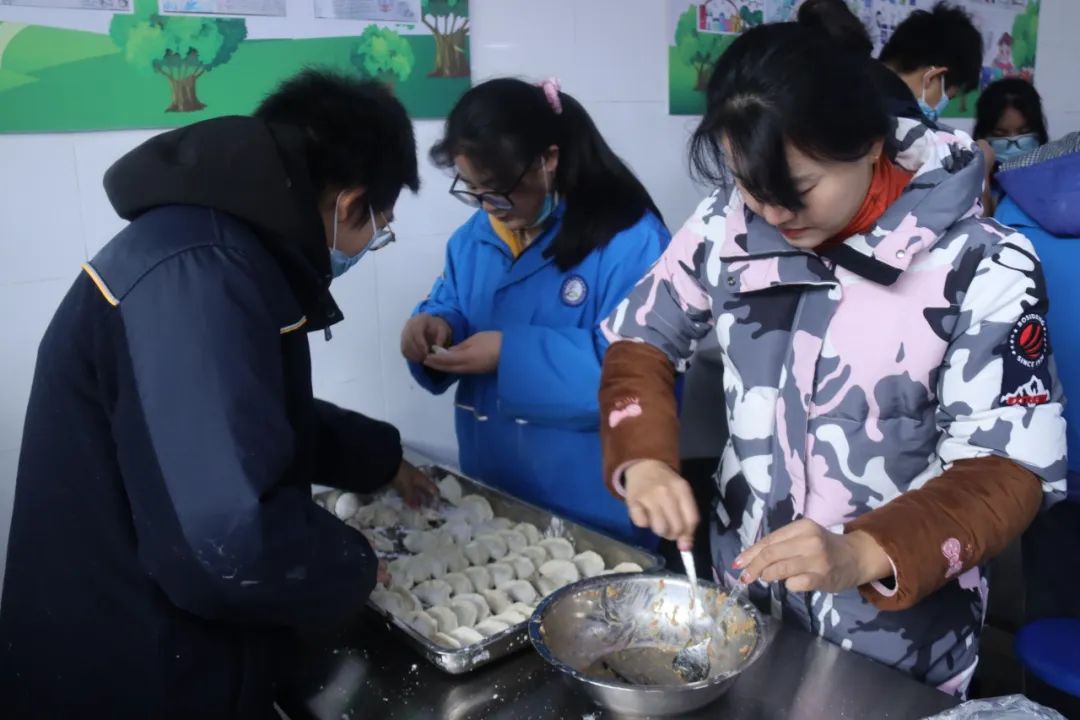 学中玩，玩中学_html_m62814ece.jpg