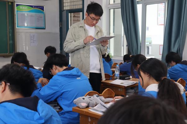 视导赋能金秋路 聚力教学智行远_html_73fad8f2.jpg