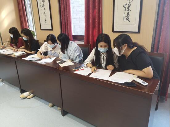3.教师队伍建设好(1)_html_52f4f96f.jpg