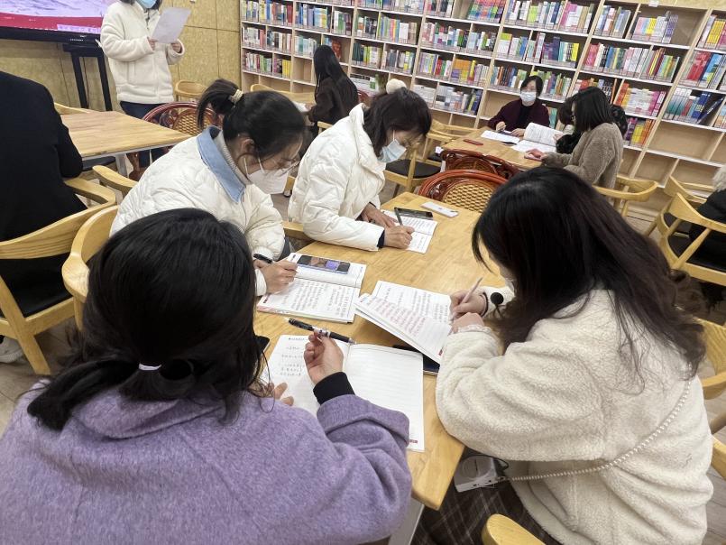【湖畔·先锋示范】(主题党日)“学思想 强党性 重实践 建新功”——金陵小学仙林湖校区党支部主题党日活动_html_m36e9c3f.jpg