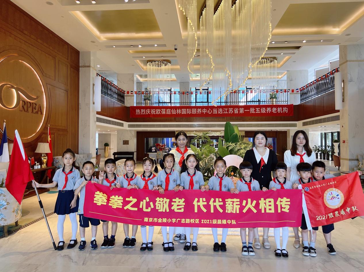 【石抱树·先锋行】“我身边的优秀共产党员”系列报道第四期:陈曦_html_m31ed9c51.jpg