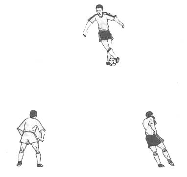 金陵小学校本课程足球教案专项课程_html_5c4ad1e.jpg