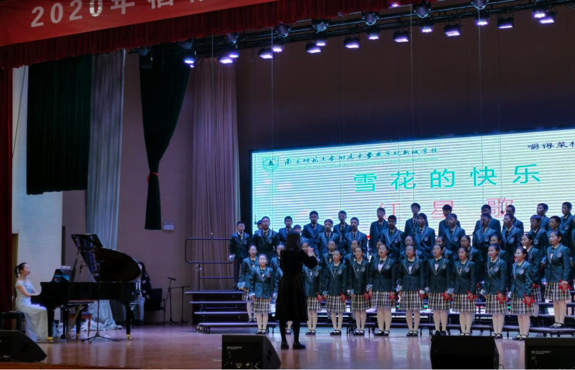 雏燕争鸣 红歌嘹亮_html_m42f2e0cc.png