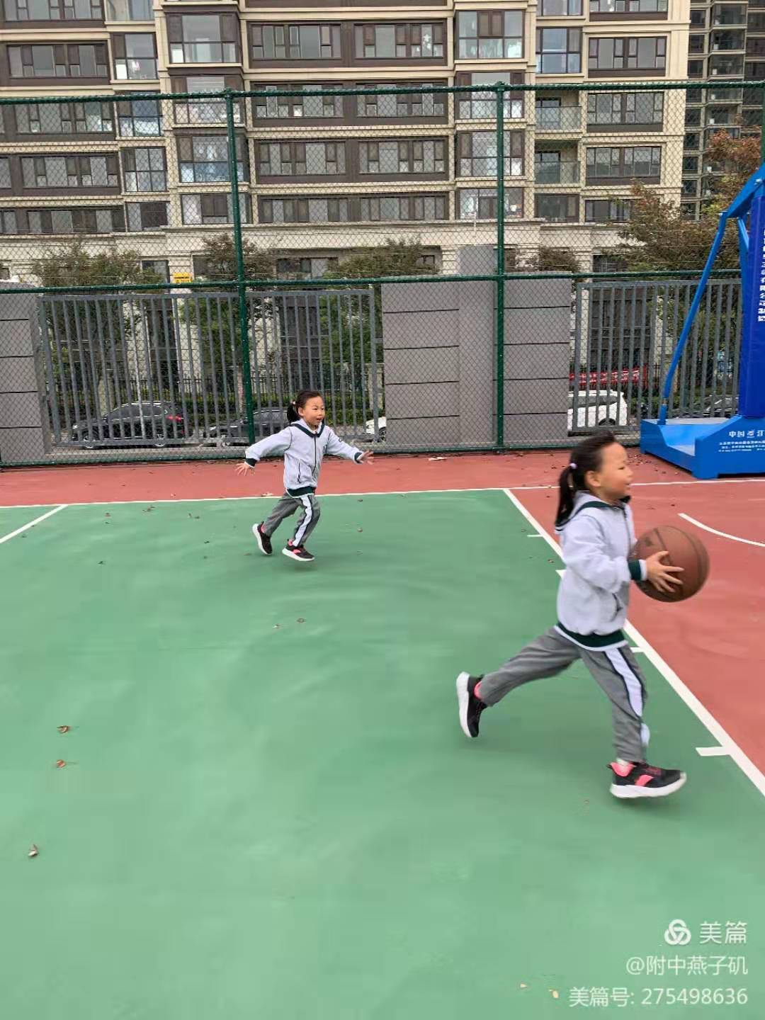 校园体育节_html_42ae9738.jpg