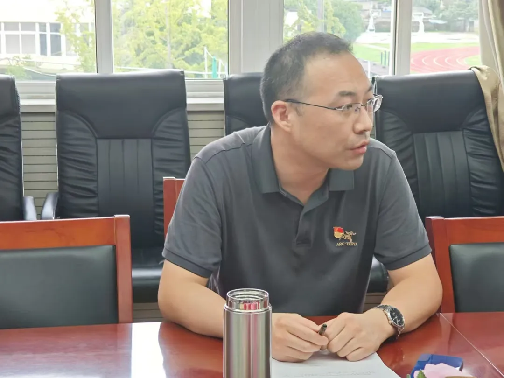 9月党员大会_html_f2ad2d.png