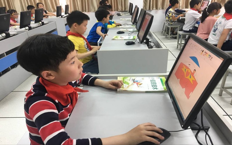 【花港一小】感恩在心  感谢在行