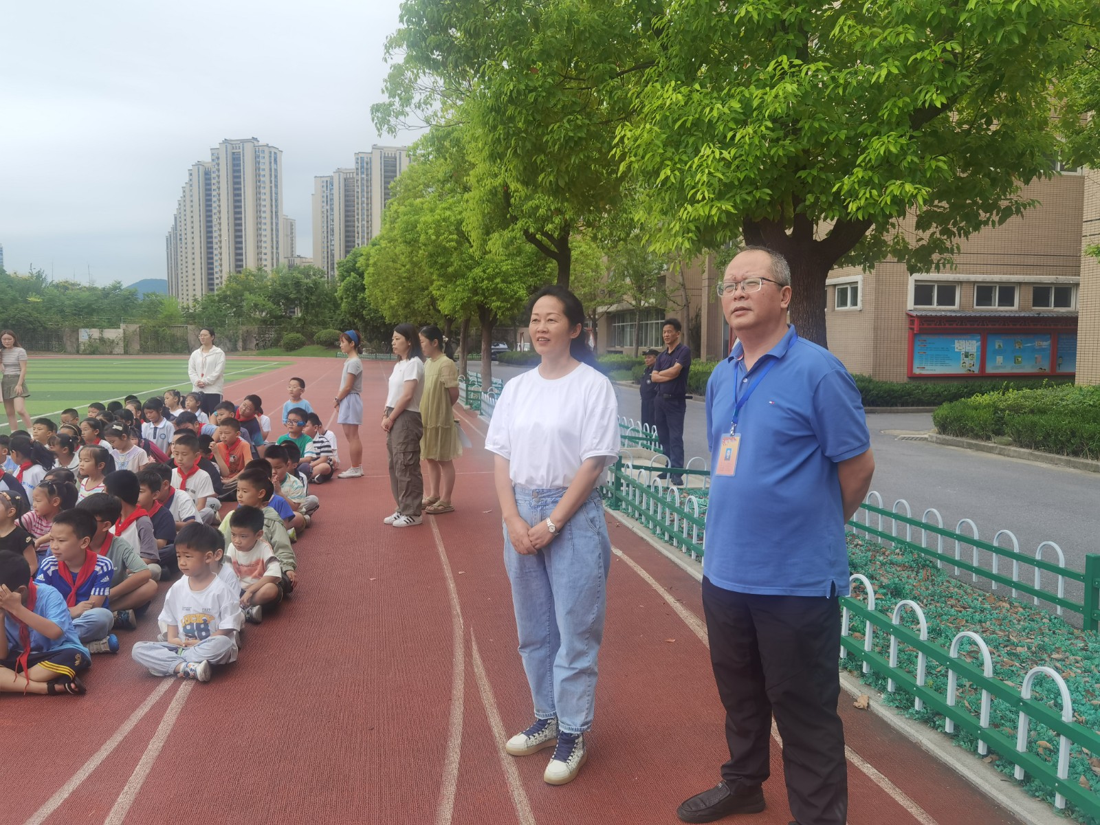 【花港一小】督学在行动 我们在成长 2024年9月开学常规督导
