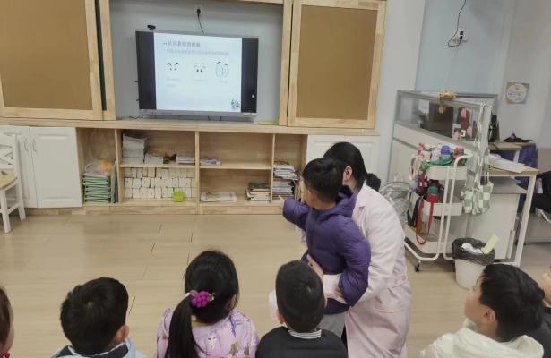 爱眼新闻稿_html_5ea6a916.jpg