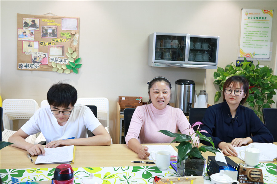 葛园长介绍市个人课题.jpg