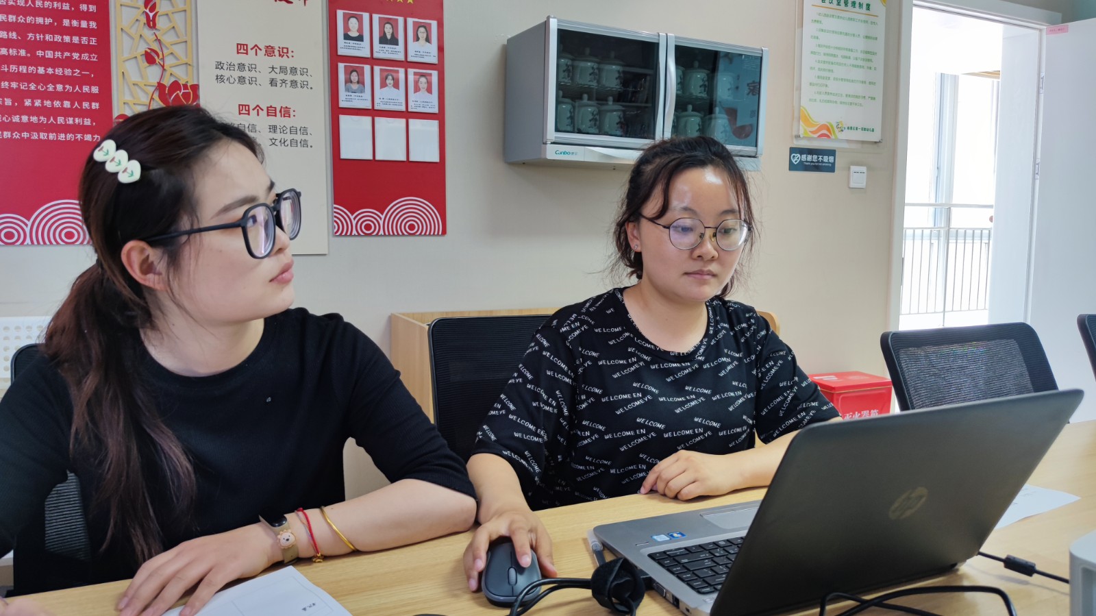 数学组教研 (2).jpg