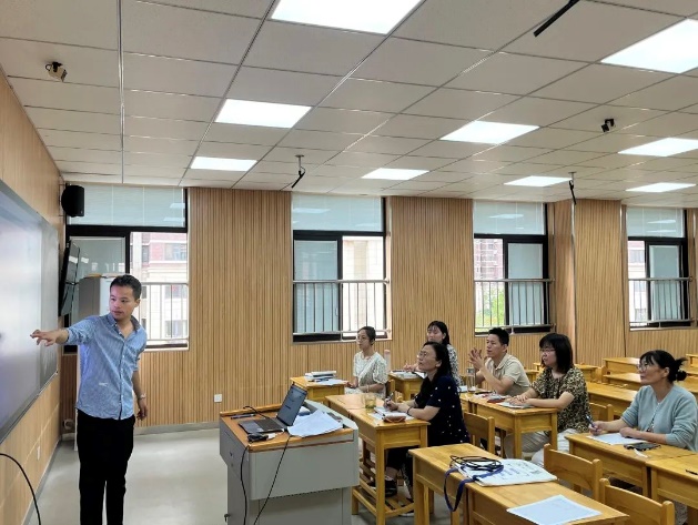【纯正迈初·教学】教育数字化，赋能新课堂——点阵笔项目在迈初落地_html_m662915c2.jpg