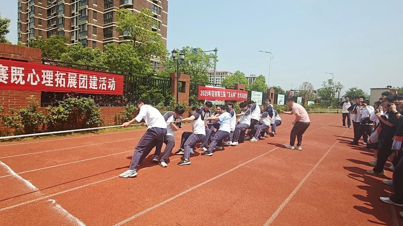 903.jpg