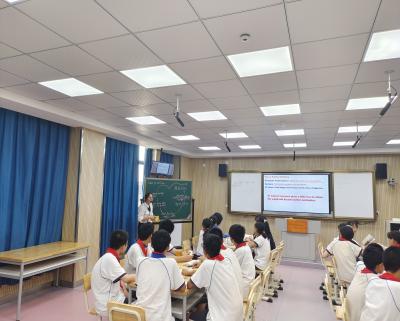 【梁晓燕名师工作室】送教促交流，研讨共成长——教学研讨之中桥中学站_html_1c8bdb9a.jpg