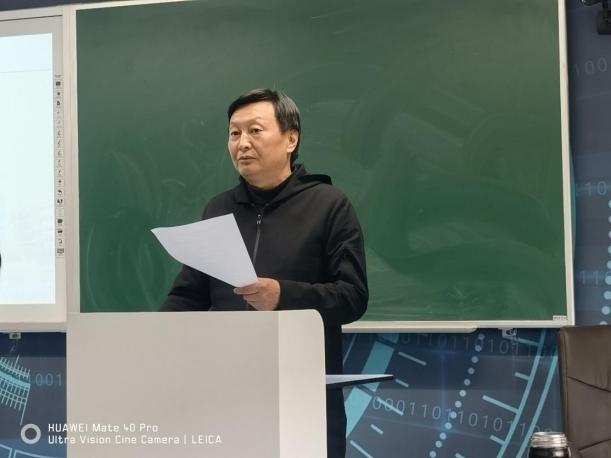 【郝四柱工作室】深度教学研讨，专家指点迷津_html_m3cea8bd2.jpg
