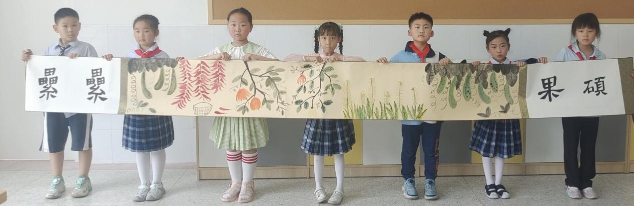 【正学丁三】丹青展风采 挥毫向未来(2)_html_23346b57.jpg