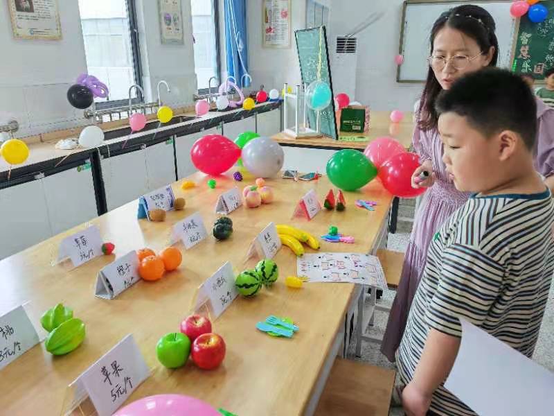 无纸化测评丁三小学活动侧记(新)_html_m24f07301.jpg