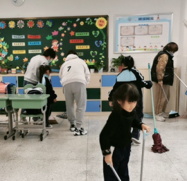 【正学丁三·德育】家校齐心协力，共建美丽校园——丁家庄第三小学大扫除活动侧记_html_m6139372c.png
