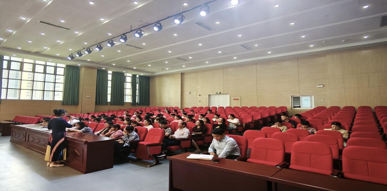 栖霞区丁家庄第三小学师德师风学习报道2025.4.23（栖霞教育之家）(1)_html_3bded34.jpg