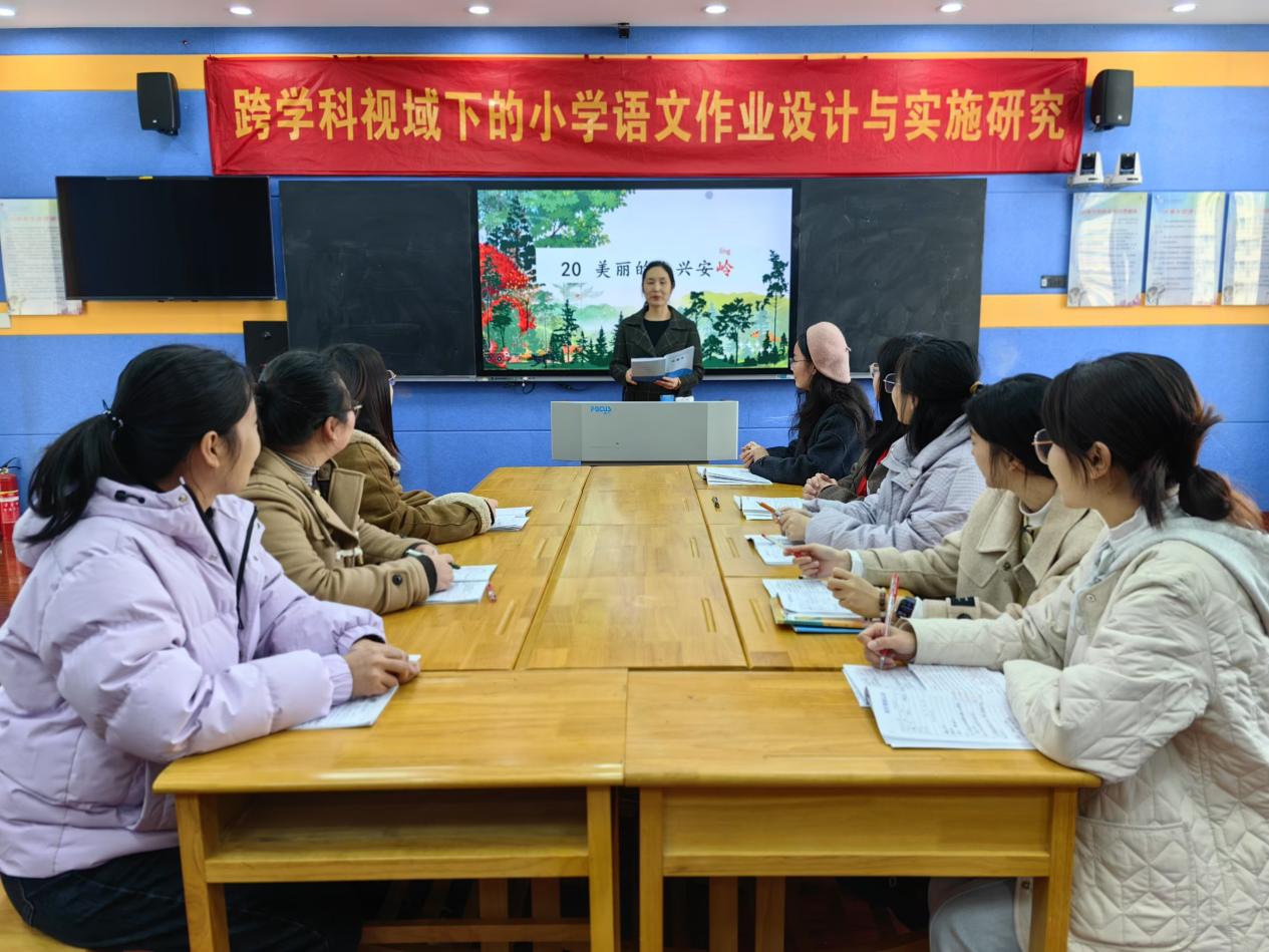 【正学丁三·教学】潜心教研，“语”你同行——丁家庄第三语文组评课活动记录_html_m17e4ea68.jpg