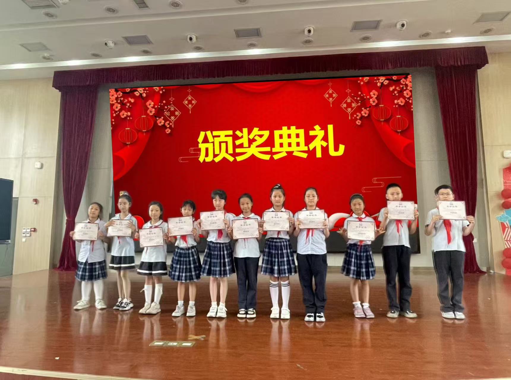 【正学丁三·教学】书香润童心  寓言启智慧南京市丁家庄第三小学三年级读书节活动(2)_html_7806757f.jpg