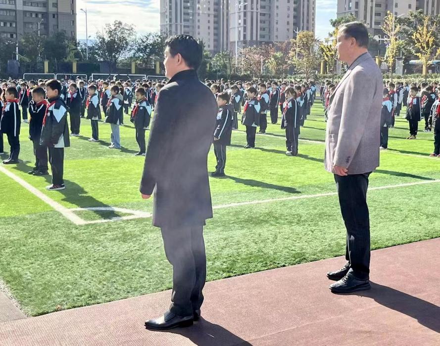 督学11月报道_html_m7e7c321c.jpg