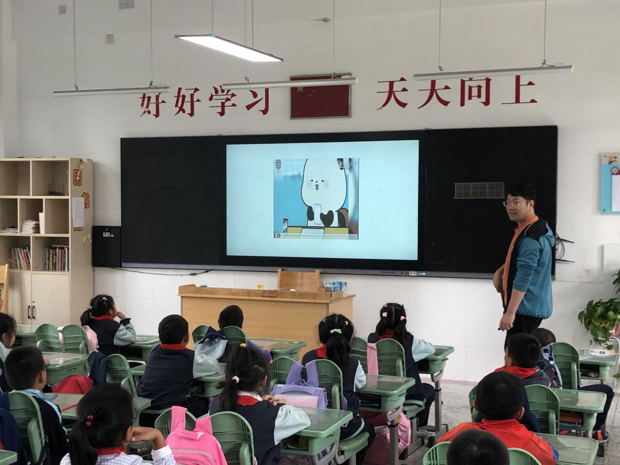 再见了拖延君报道 何海澜_html_5a77f1e.jpg