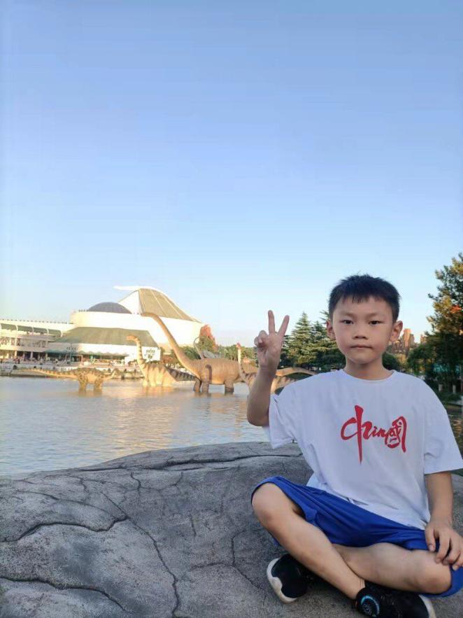 十月份 每月之星_html_m2e3d15e5.jpg