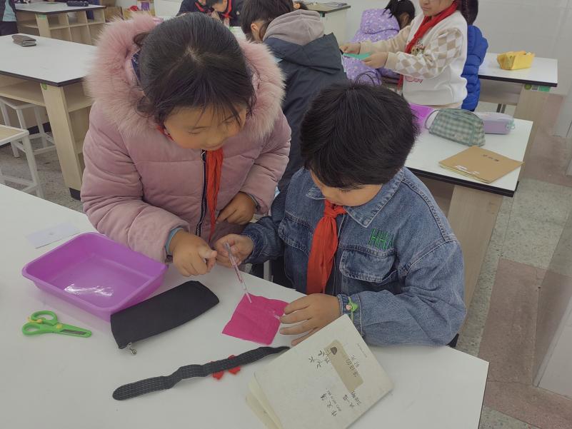 【正学丁三·教学】赛课展风采 “科学味”正浓——丁家庄第三小学科学组赛课活动侧记_html_m7a85305b.jpg