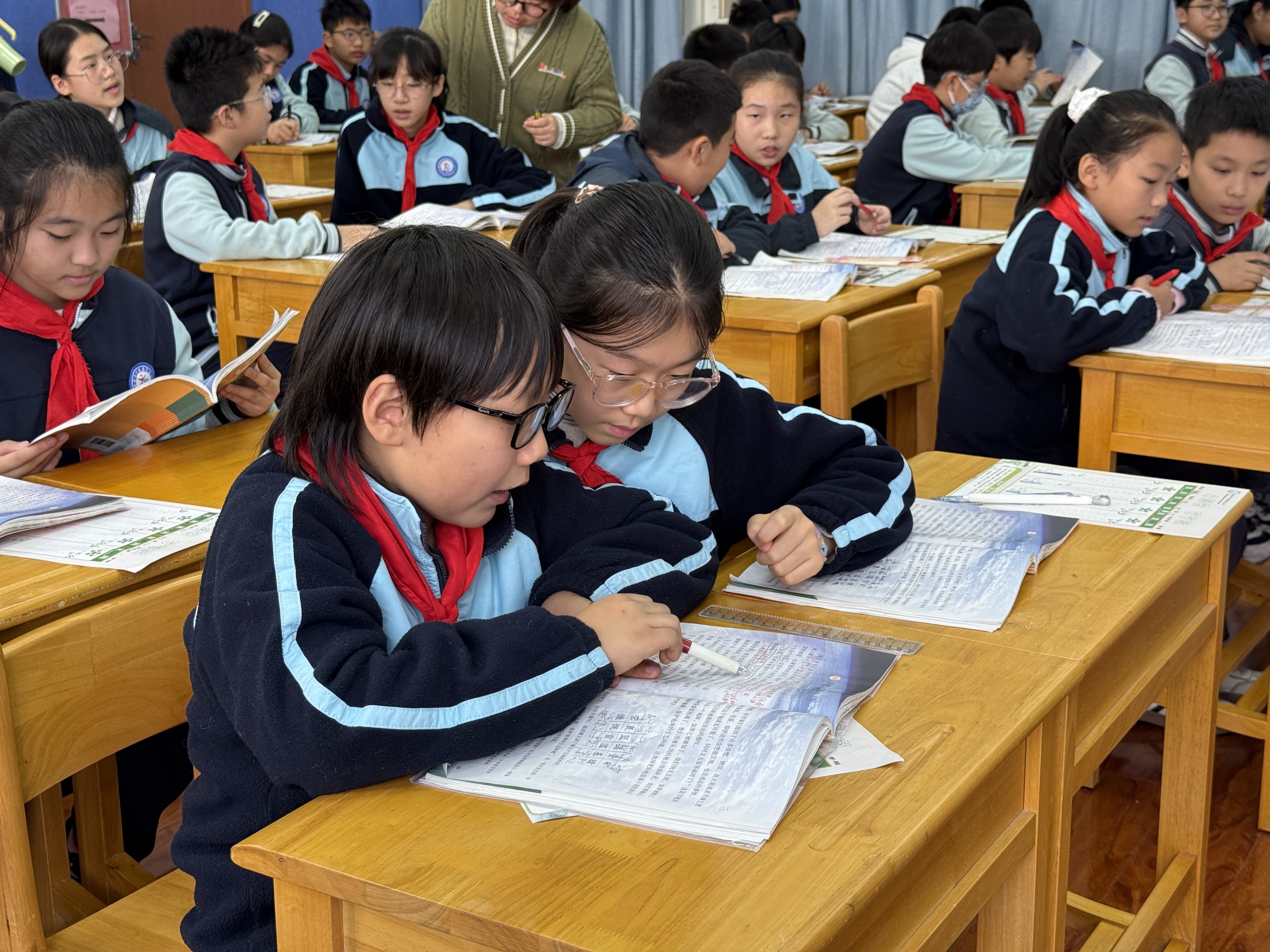 【正学丁三】精彩课堂展风采 深耕语文促成长——南京市丁家庄第三小学语文组研讨课侧记_html_53bef3ef.jpg