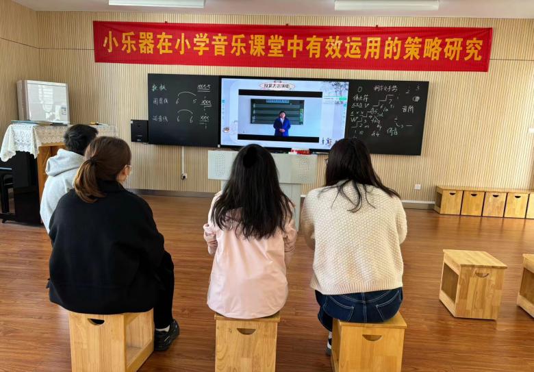 正学丁三报道(1)_html_723ad13d.jpg