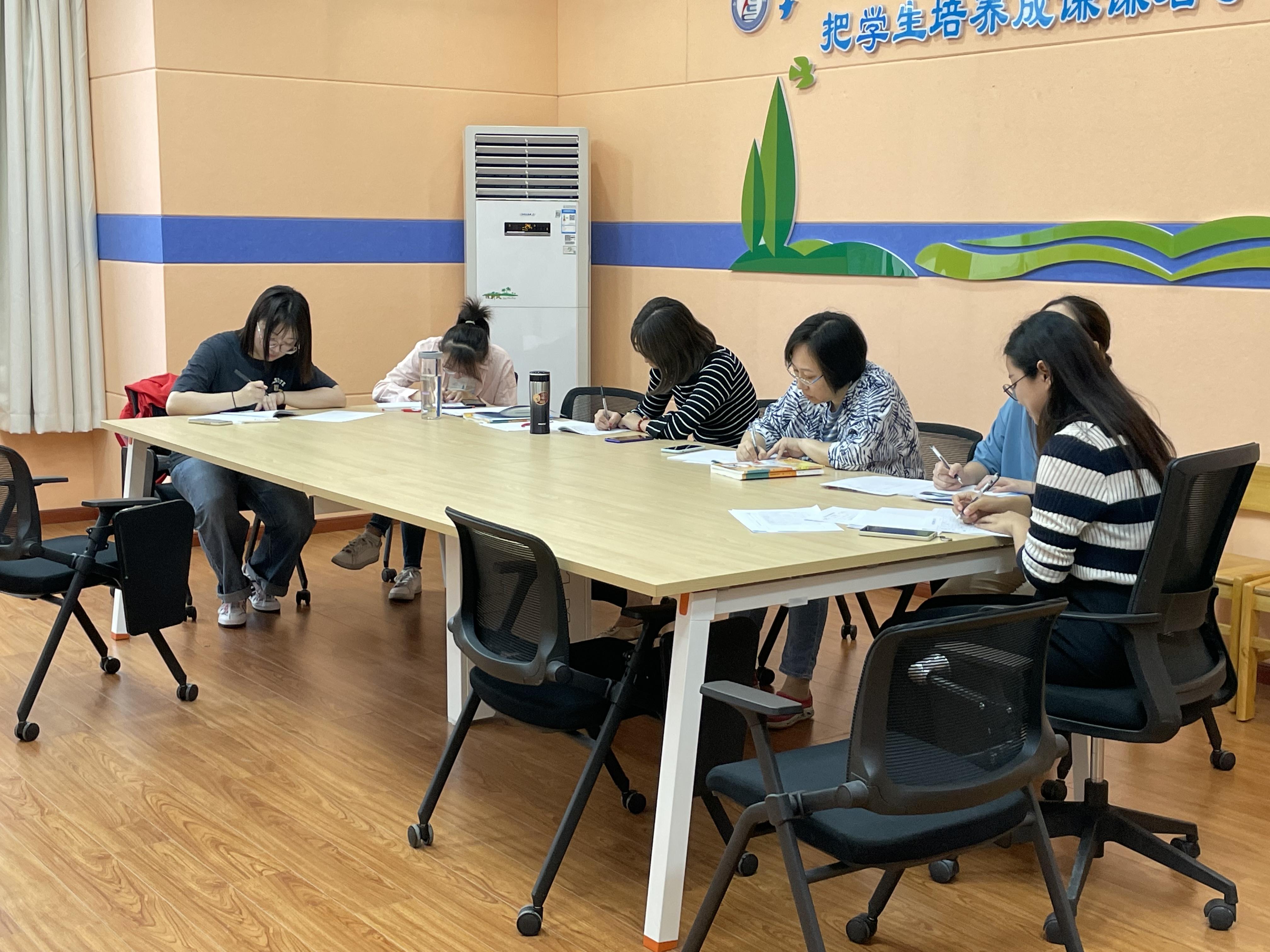 课堂展风采，教研促成长_html_133af6eb.jpg