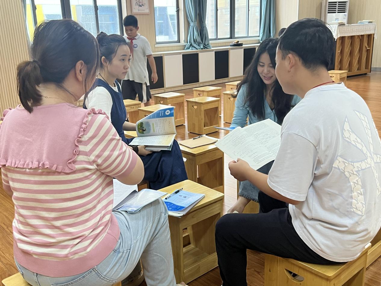 伏阳《欢乐歌》新闻稿_html_m2a0dc81c.jpg