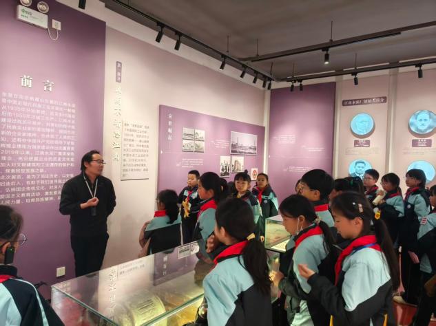 【正学丁三•德育】红色研学润童心 铭记历史勇前行———栖霞“知行”校外社会实践基地活动侧记_html_m3ecf8ea1.jpg