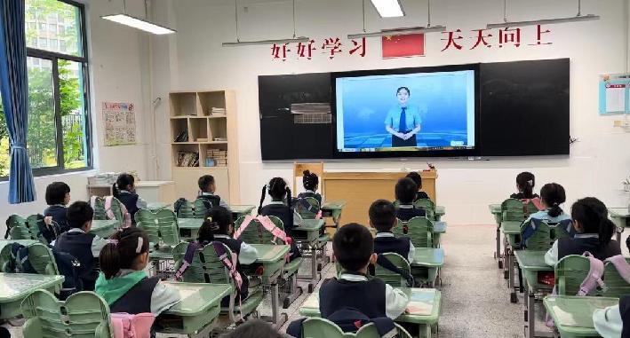 法治周报道_html_m4ef5adad.jpg