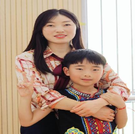 正学丁三 德育 情暖五月 感恩有您(1)_html_m6824bc33.jpg