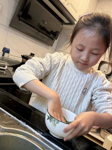 【正学丁三·德育】福龙迎新春·劳动最光荣——南京市丁家庄第三小学二年级争做吃苦耐劳的“实干龙”_html_m5954b137.jpg