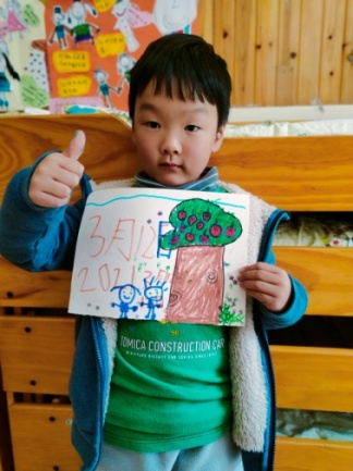 迈幼一分园3月12日植树节报道 （最终版本）_html_m7c3a71e9.jpg