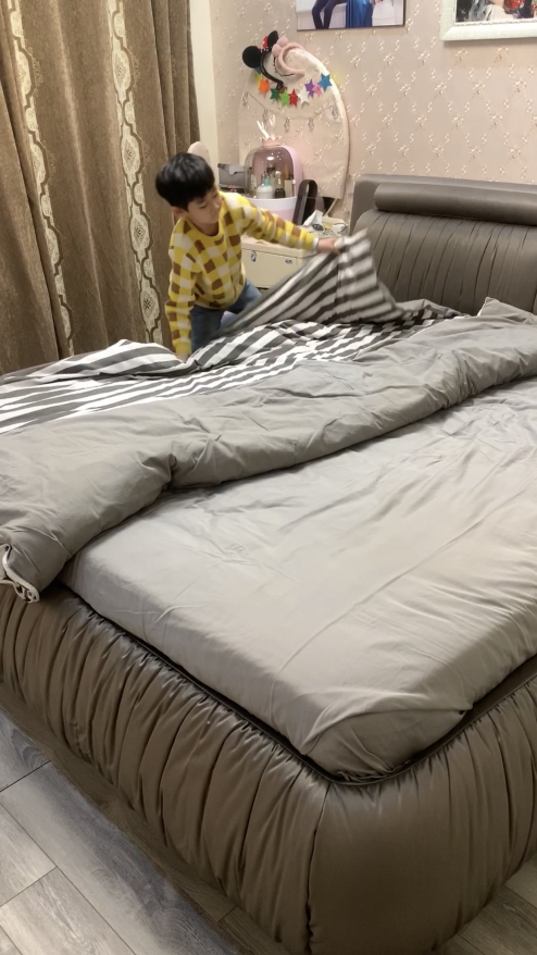 (生命迈幼·幼小衔接)家务小能手 劳动最光荣_html_124cda15.png