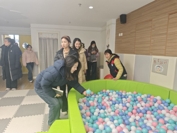 定稿：【生命迈幼•校园新闻】聚力融合 育梦同行_html_76e6bbdb.png