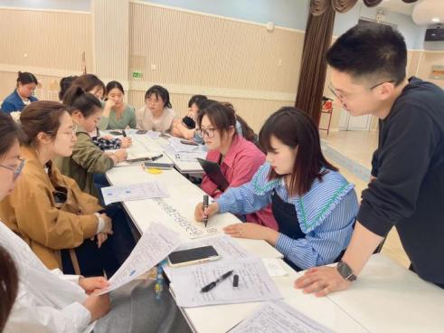【生命迈幼·教研动态】以研促教  乐享健康 (2)_html_1246f0e9.jpg